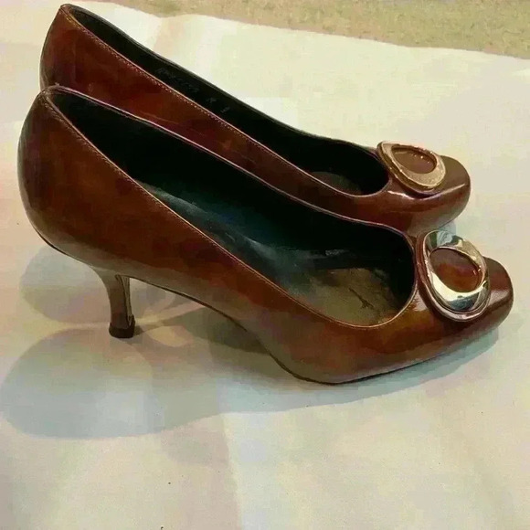 Stuart Weitzman Women's Brown Patent Leather Platform Heels Size 8 New - Picture 2 of 6